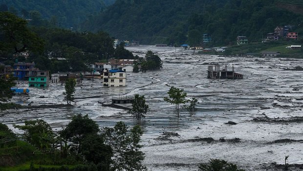 Népal: au moins 157 morts après une crue dévastatrice dans le district de Rasuwa