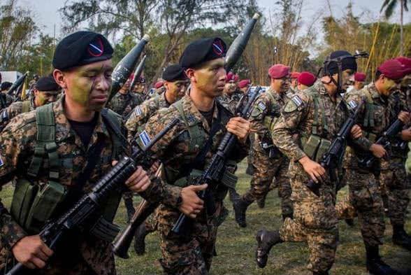 Le Salvador déploie 100 militaires en Haïti pour rechercher ses quatre soldats disparus